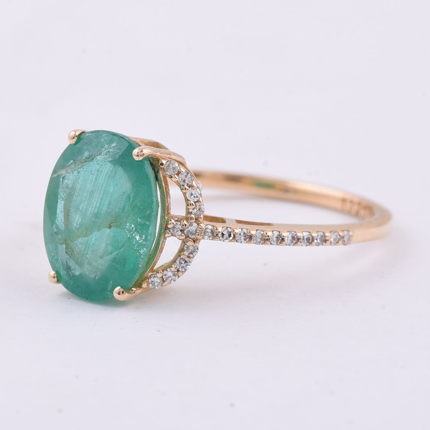 2.54 Ct Oval Natural Emerald 14K Gold Ring