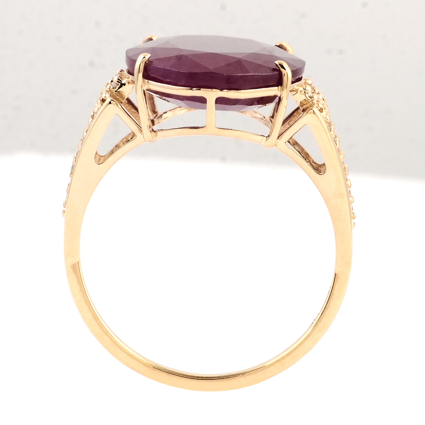 9.32 Ct Oval Mixed Cut Natural Corundum Ruby 14K Gold Ring