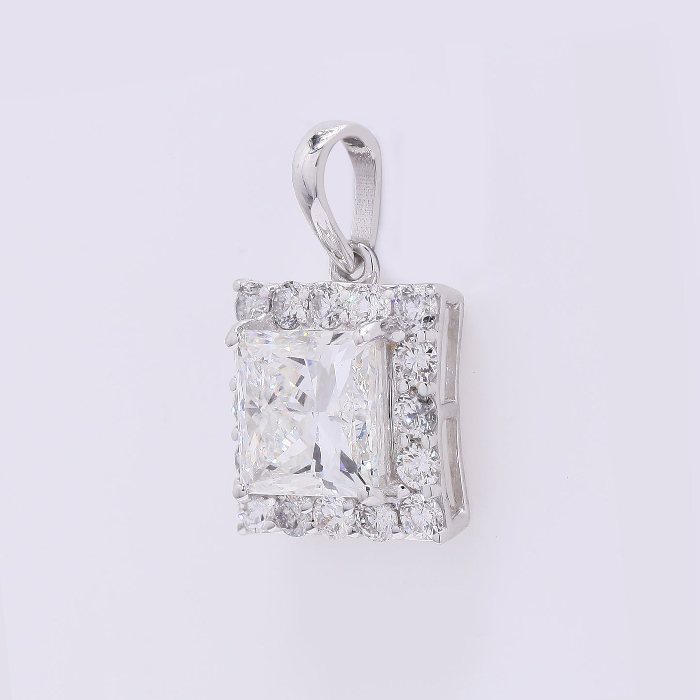 2.36 Carats Lab Grown Diamond 14K Gold Pendant