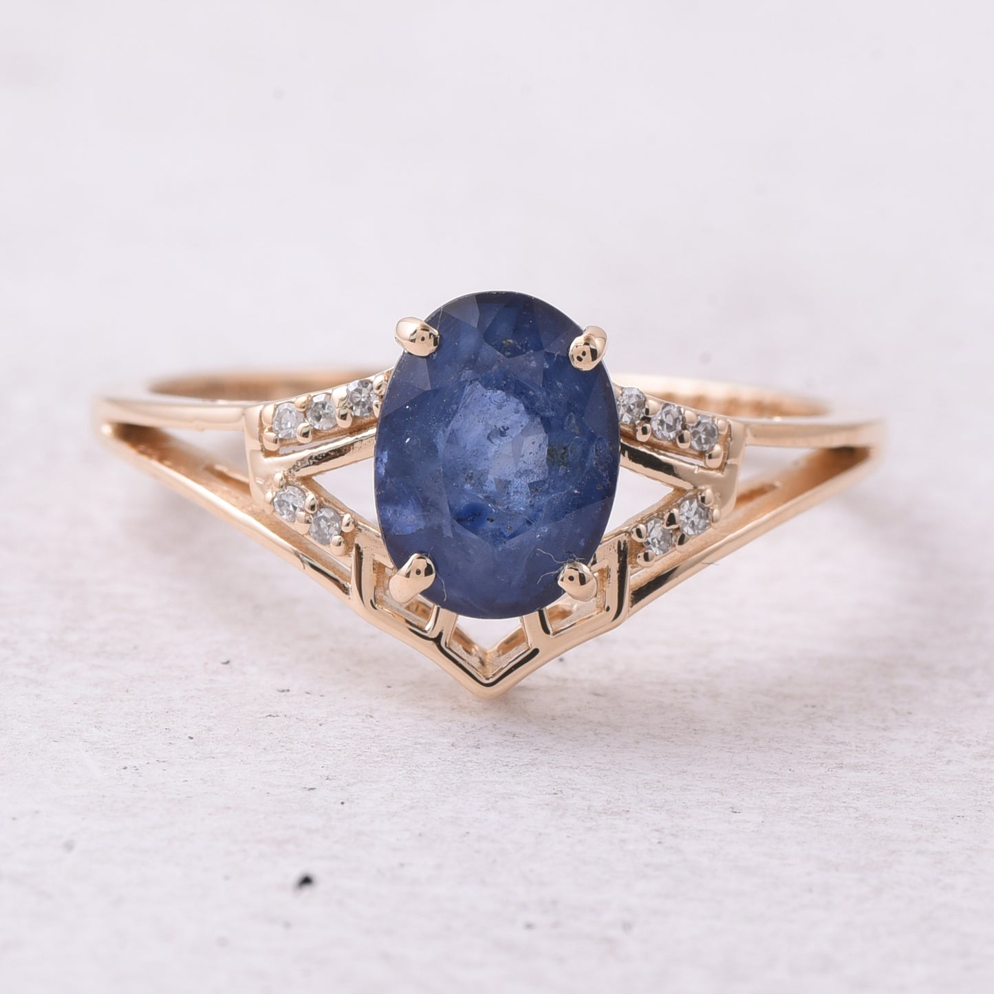 1.75 Ct Oval Mixed Cut Natural Sapphire 14K Gold Ring
