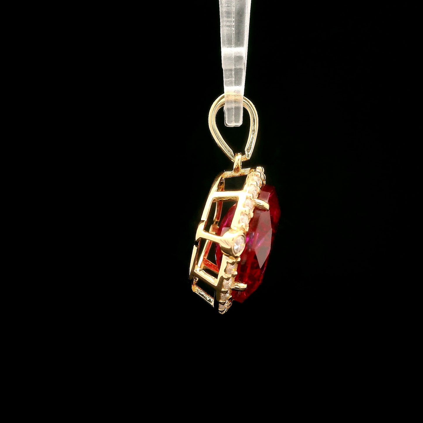 4.89 Ct Oval Mixed Cut Lab Grown Ruby 14K Gold Pendant