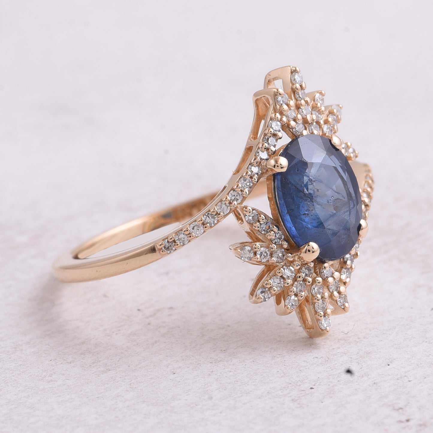 1.78 Ct Oval Mixed Cut Natural Sapphire 14K Gold Ring