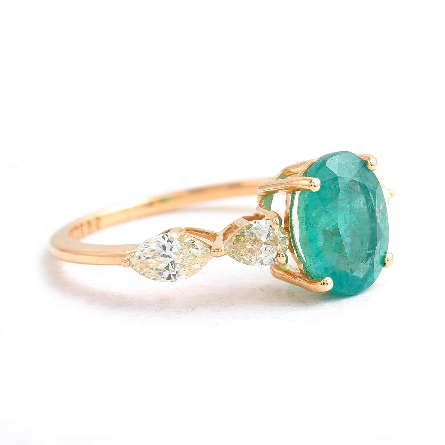 1.71 Ct Oval Mixed Cut Natural Emerald 14K Gold Ring