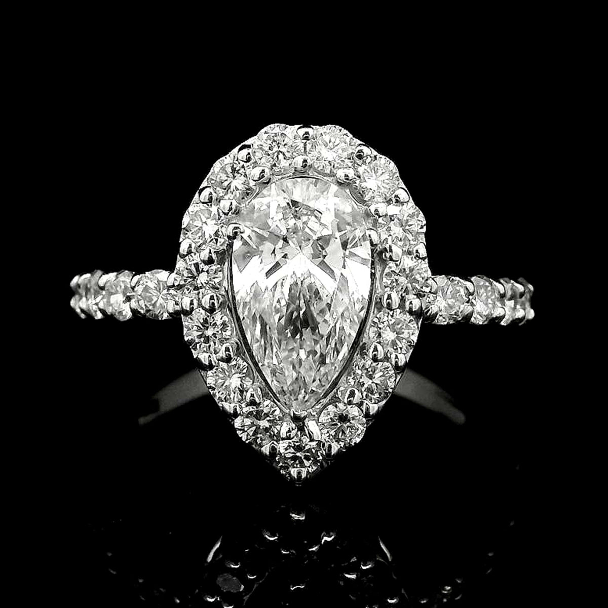 2.06 Carats Lab Grown Diamond 14K Gold Ring