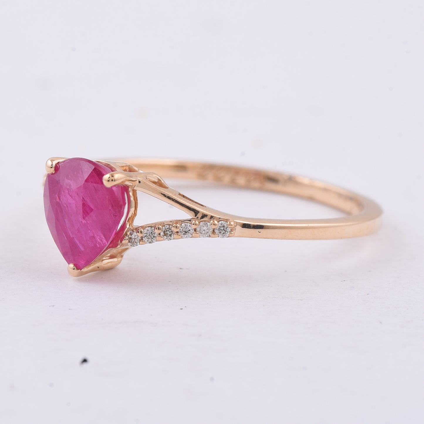 1.26 Ct Pear Natural Ruby 14K Gold Ring