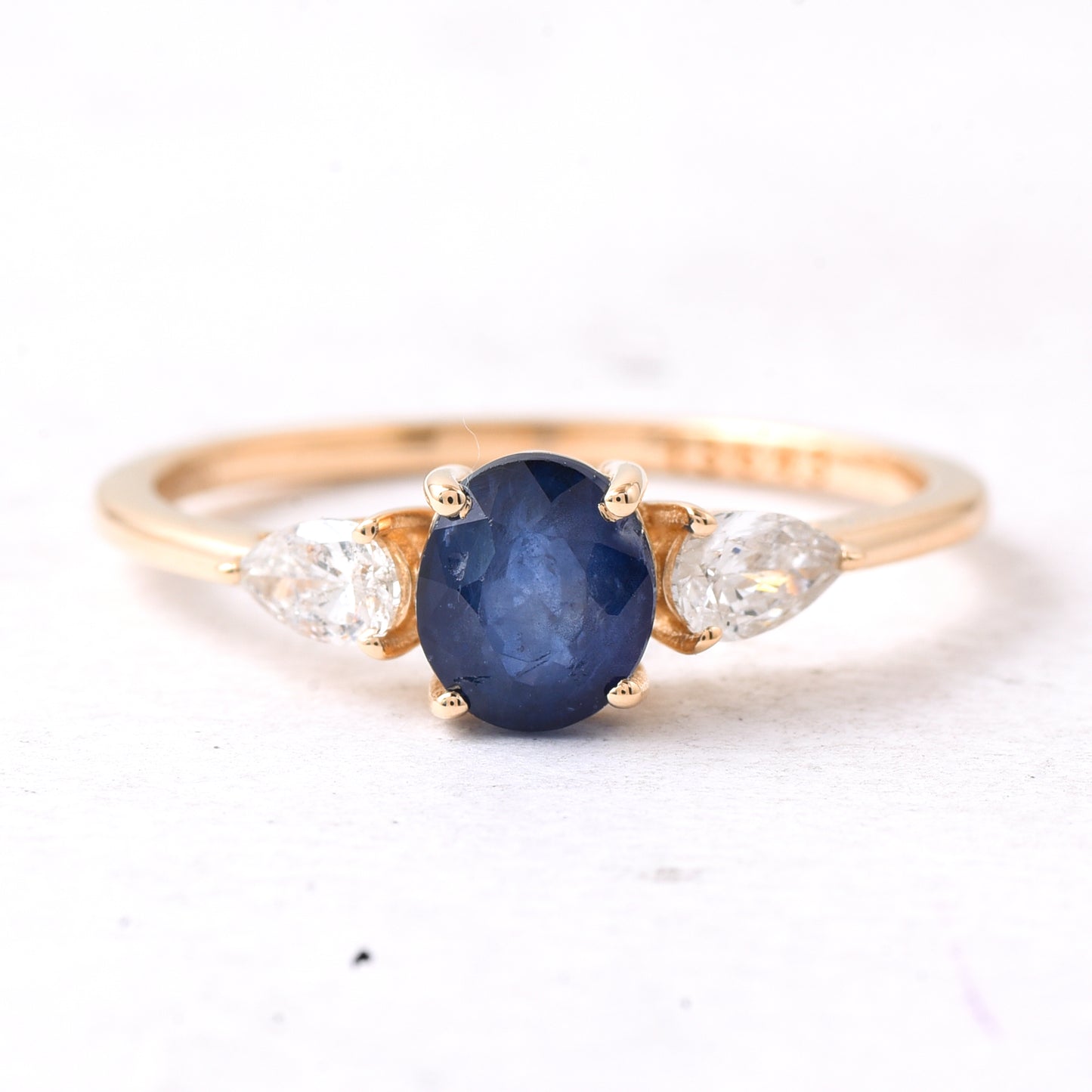 1.40 Ct Oval Mixed Cut Natural Sapphire 14K Gold Ring