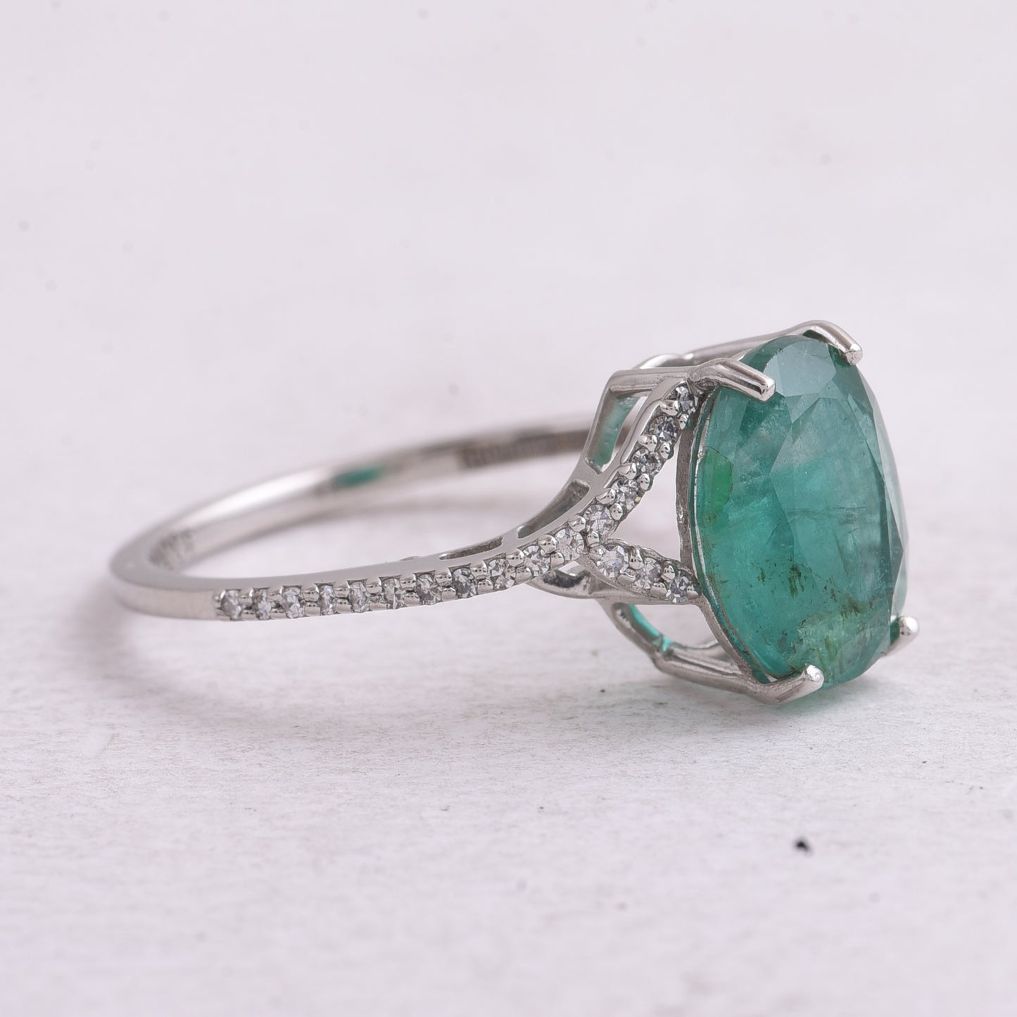 2.72 Ct Oval Mixed Cut Natural Emerald 950 Platinum Ring