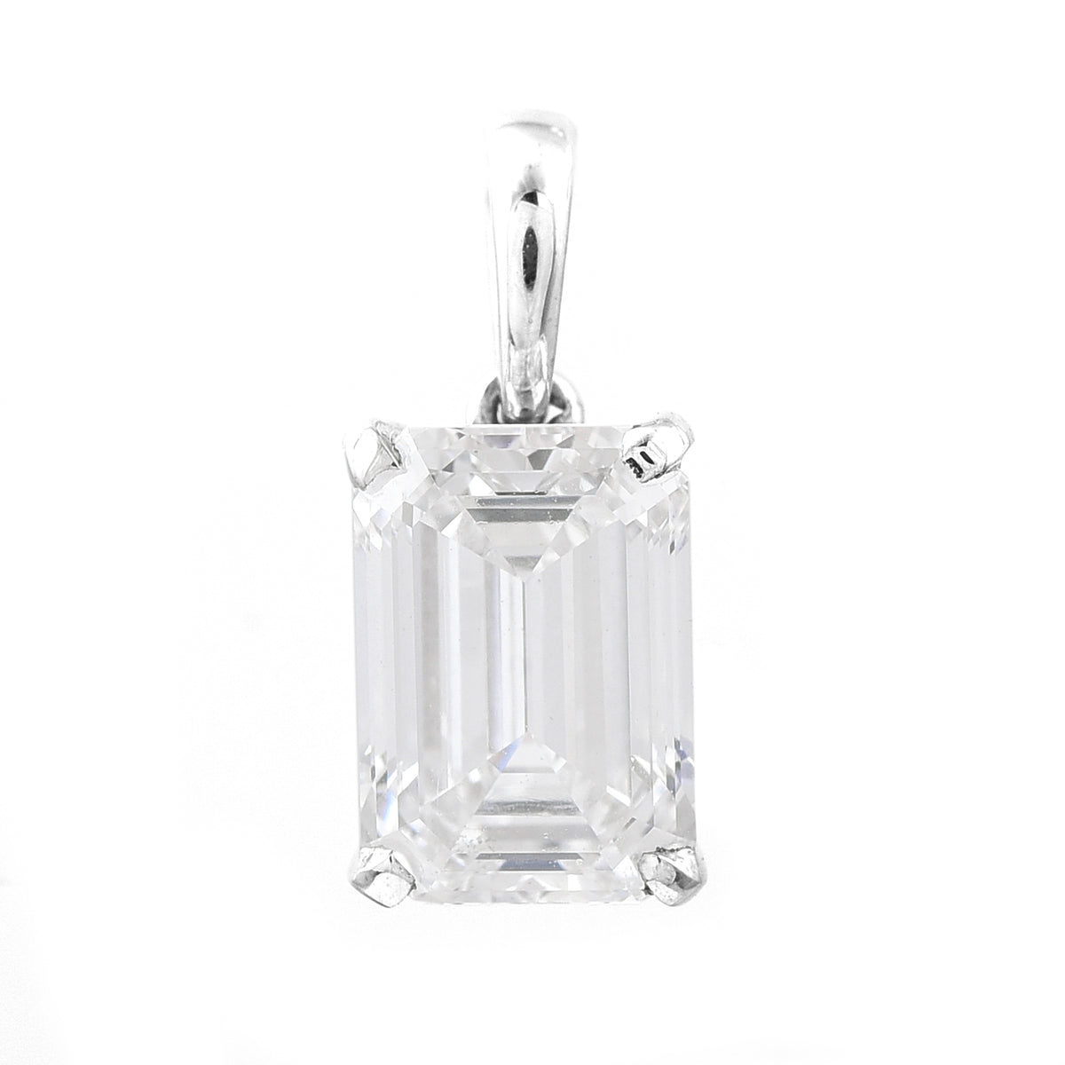 2.03 Carats Lab Grown Diamond 14K Gold Pendant