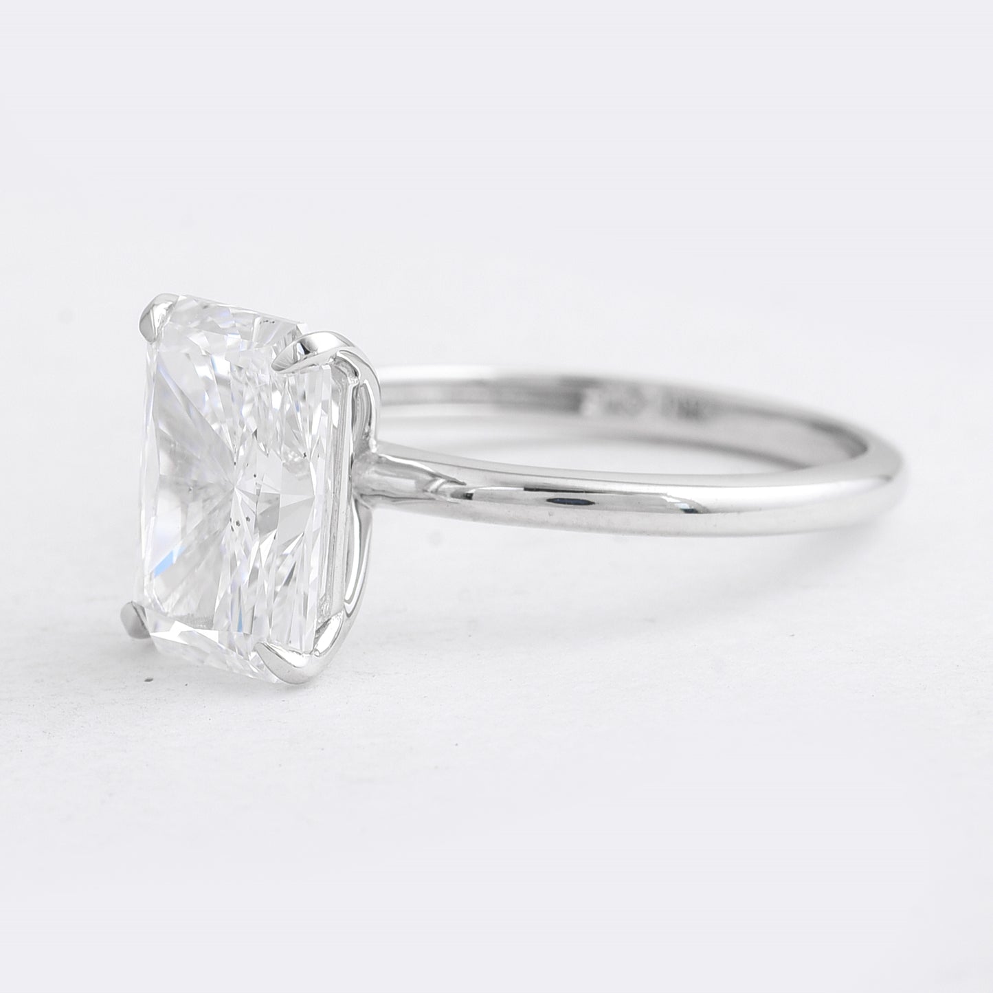 3.04 Carats Lab Grown Diamond 14K Gold Ring