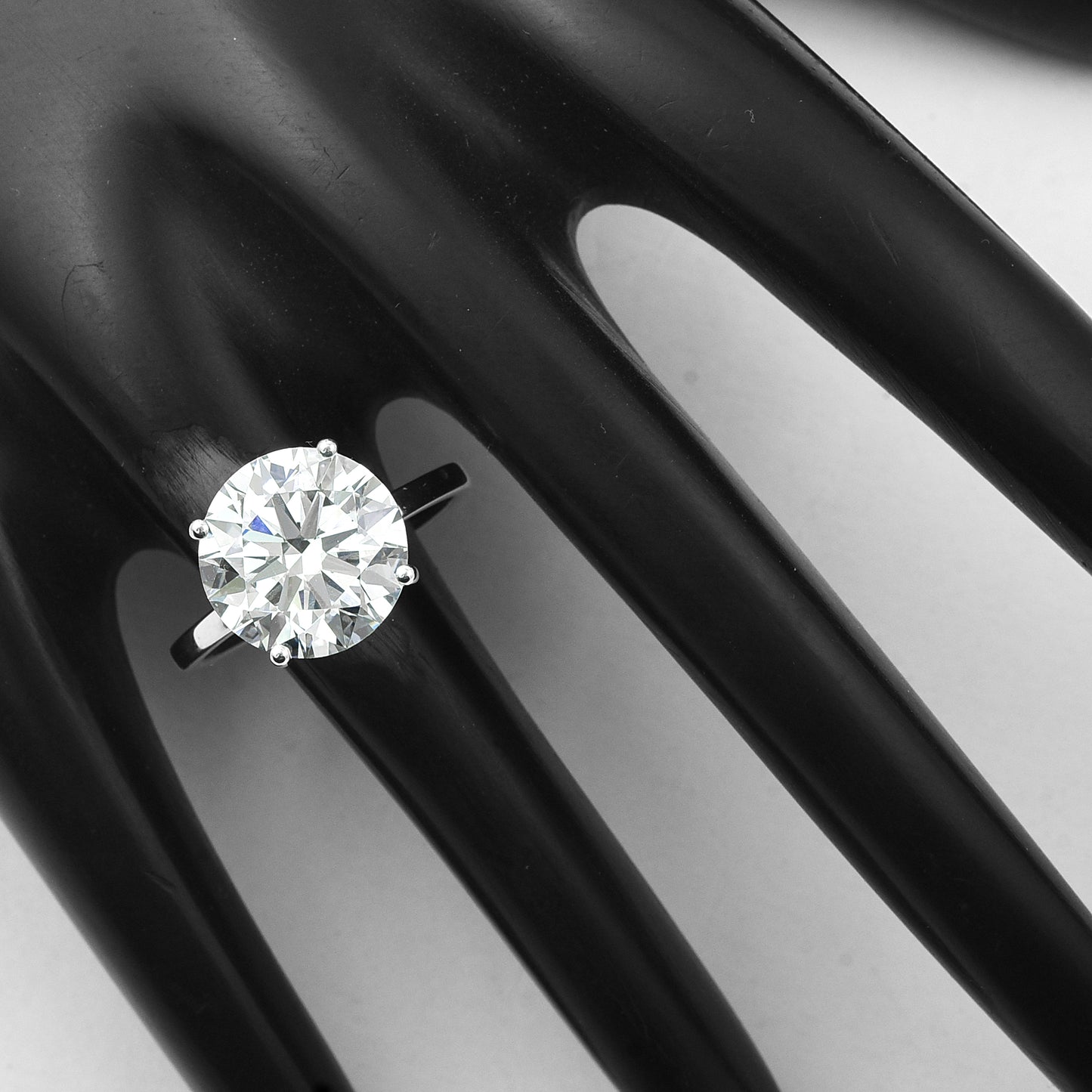 6.06 Carats Lab Grown Diamond 14K Gold Ring