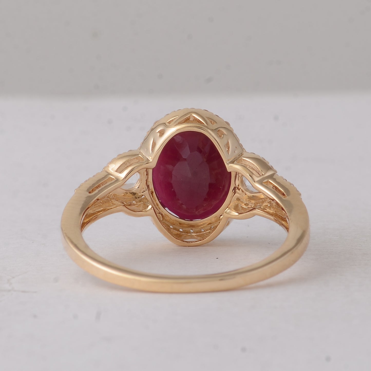 4.01 Ct Oval Ruby 9K Gold Ring