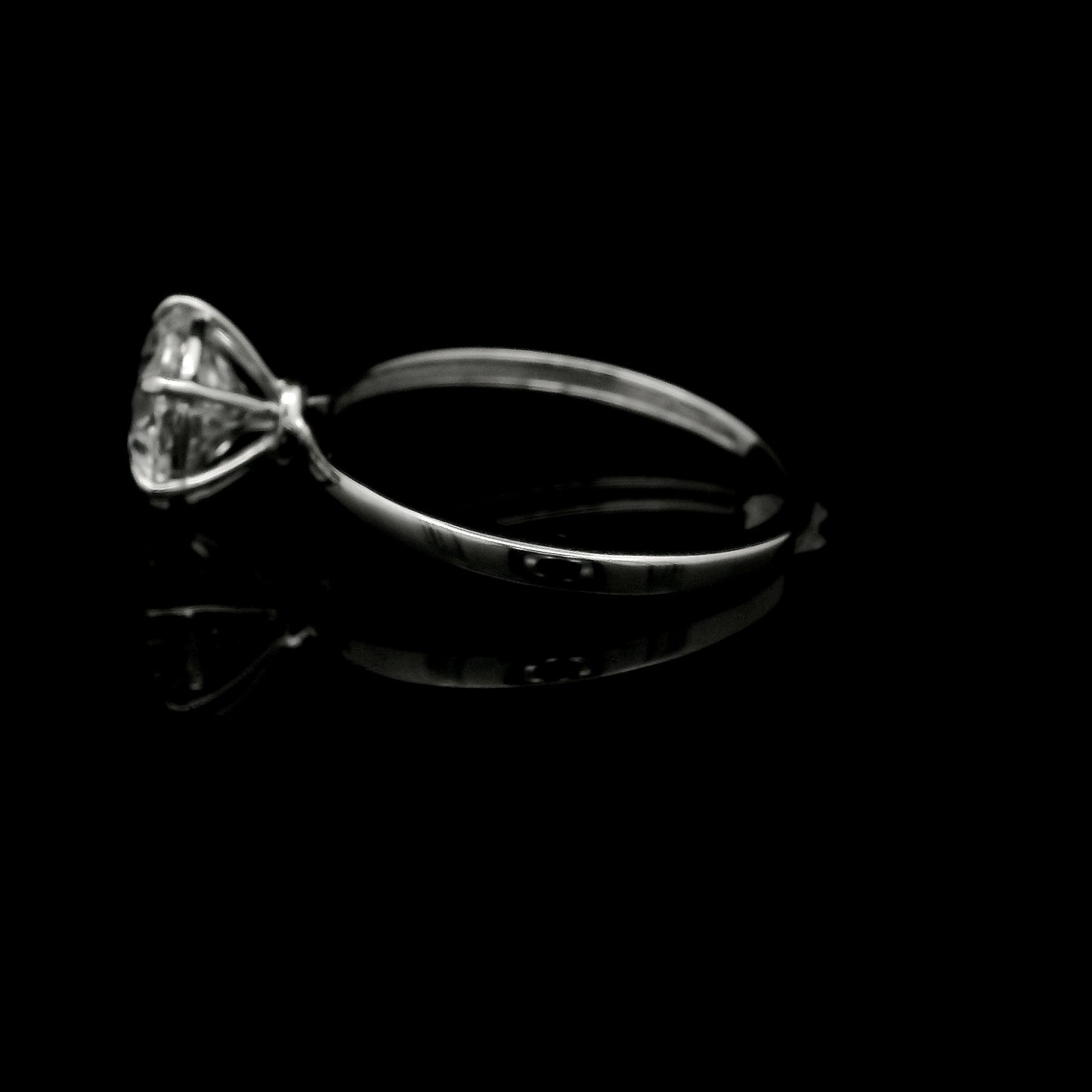 1.71 Ct Round Lab Grown Diamond 14K Gold Ring