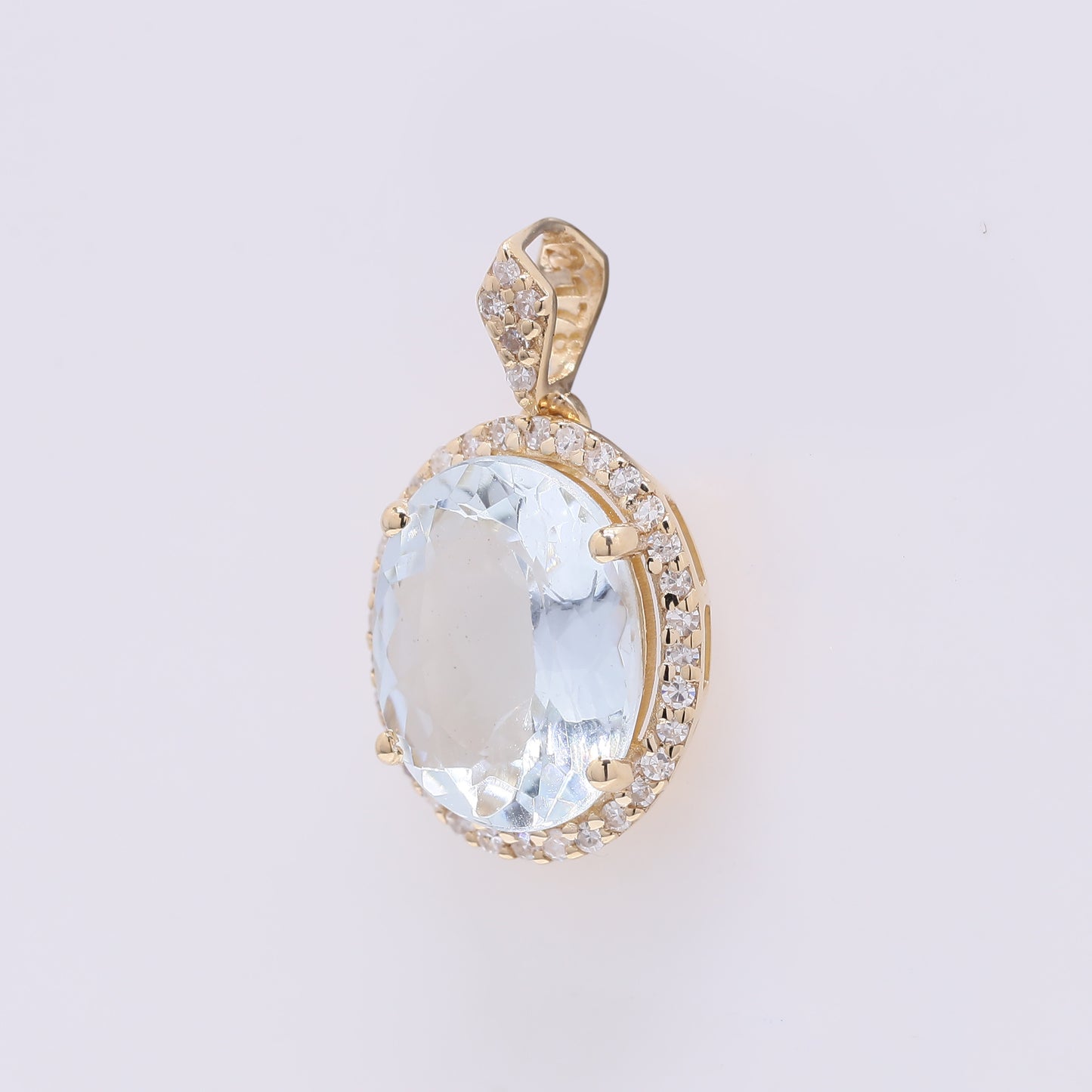 2.16 Ct Oval Mixed Cut Natural Aquamarine 14K Gold Pendant