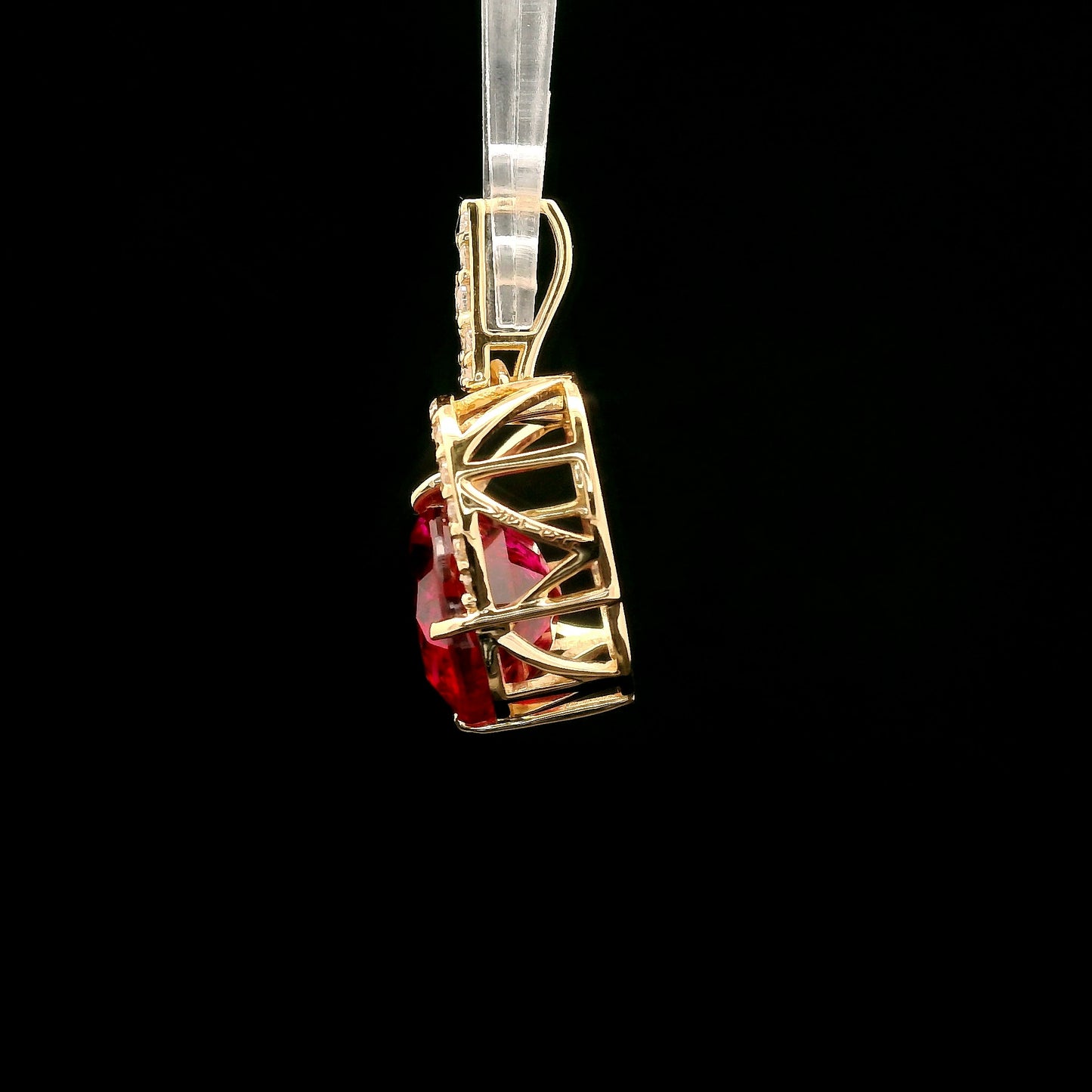 4.52 Ct Oval Mixed Cut Lab Grown Ruby 14K Gold Pendant