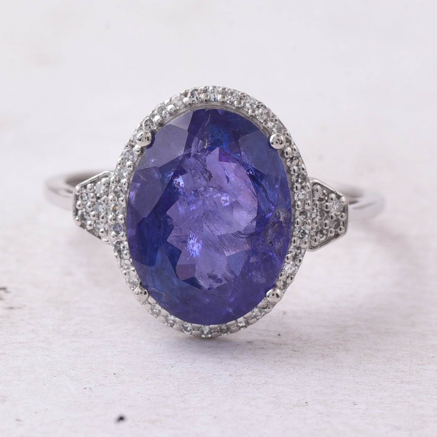 5.14 Ct Oval Mixed Cut Natural Tanzanite 950 Platinum Ring