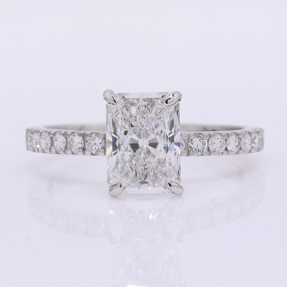 2.29 Carats Lab Grown Diamond 950 Platinum Ring