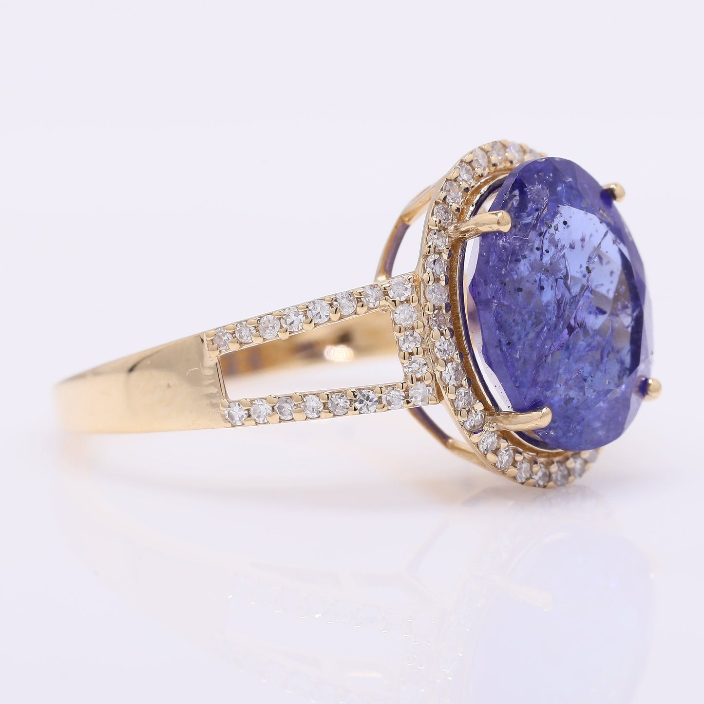 4.64 Ct Oval Mixed Cut Natural Tanzanite 14K Gold Ring