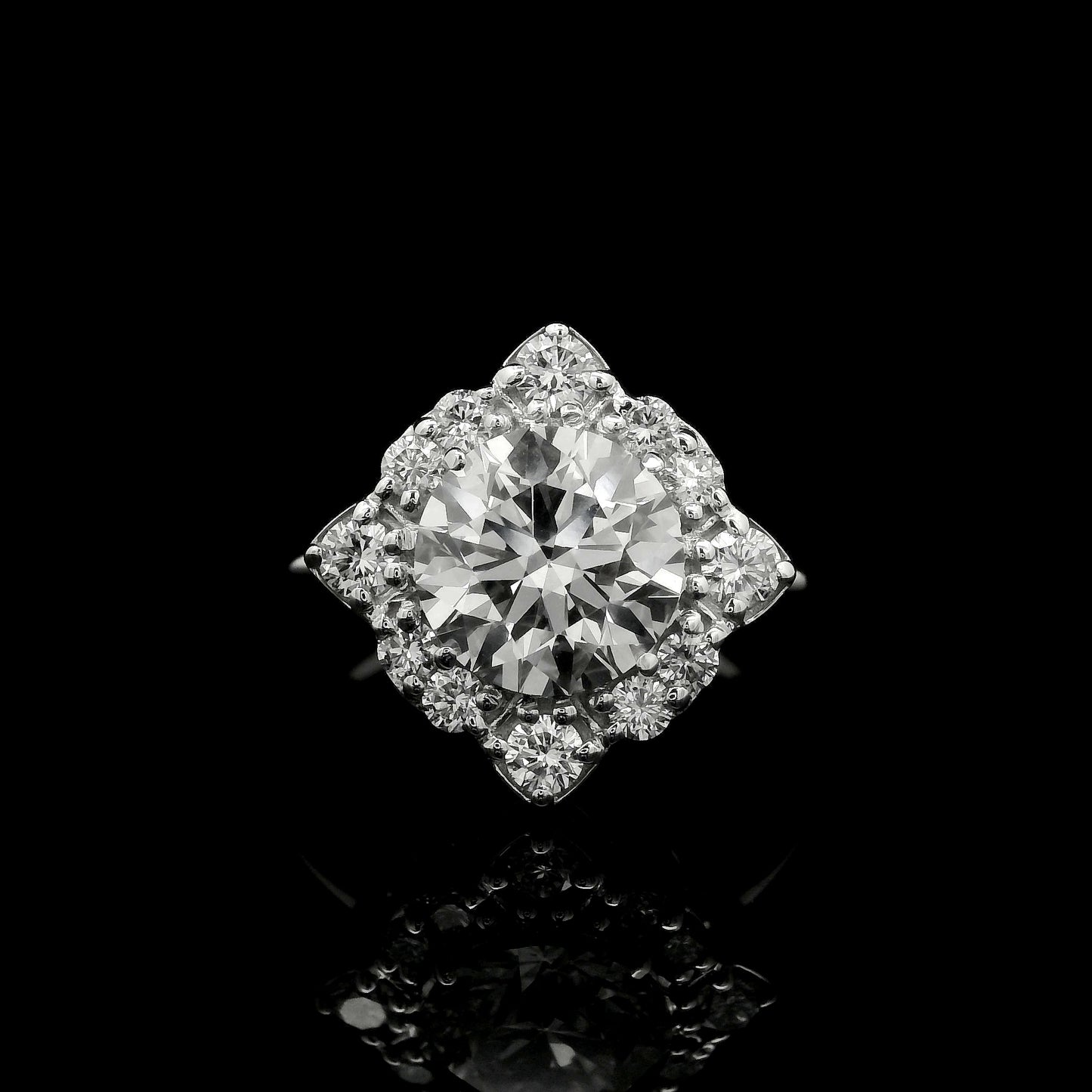 2.61 Carats Lab Grown Diamond 14K Gold Ring