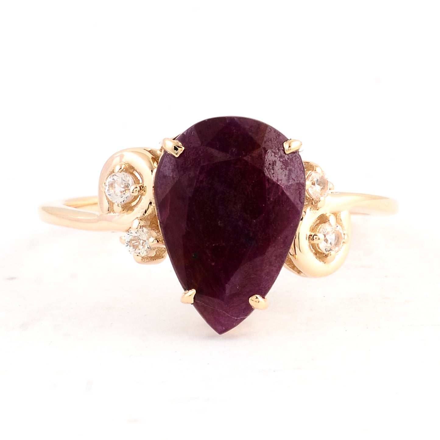 2.90 Ct Pear Ruby 14K Gold Ring