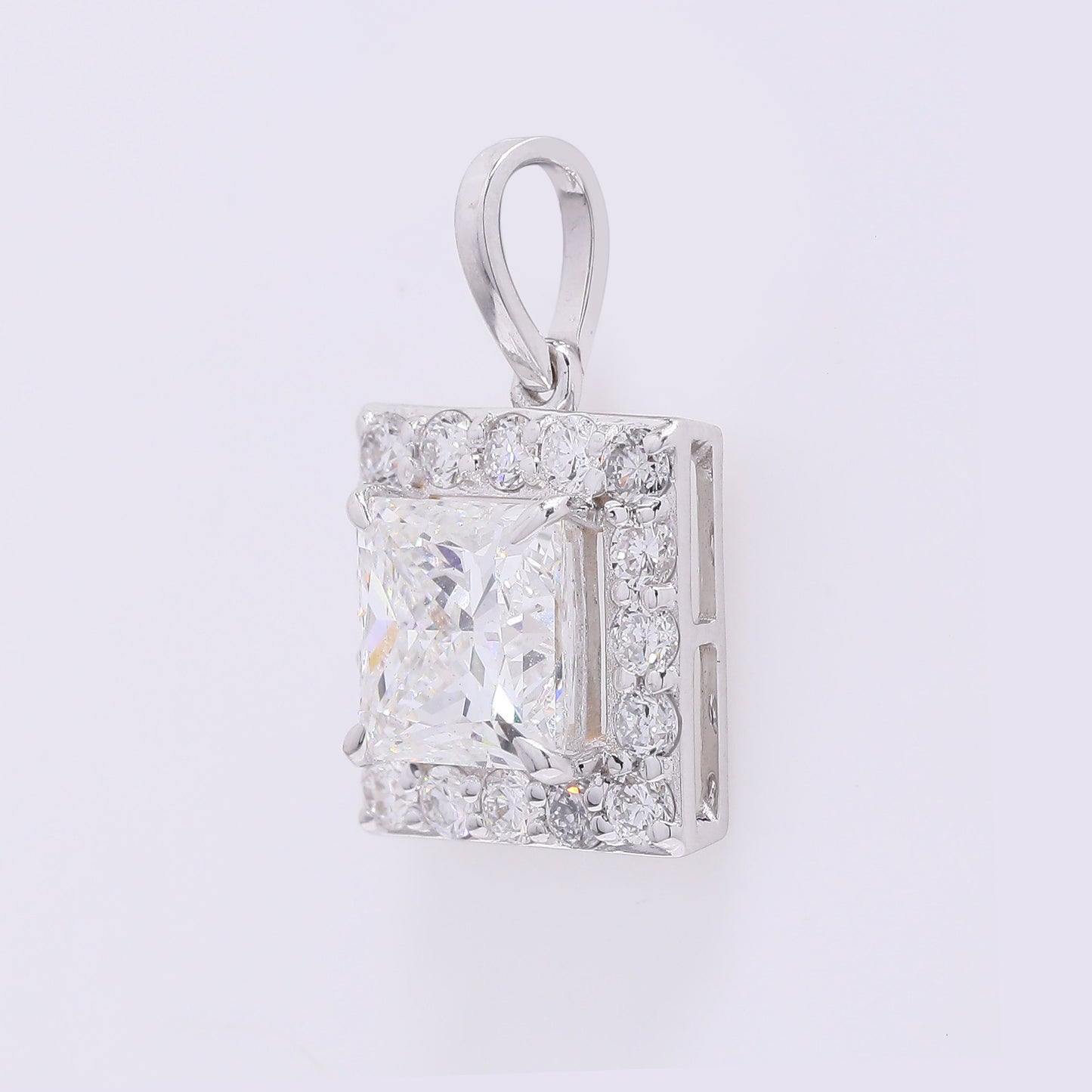 2.38 Carats Lab Grown Diamond 14K Gold Pendant