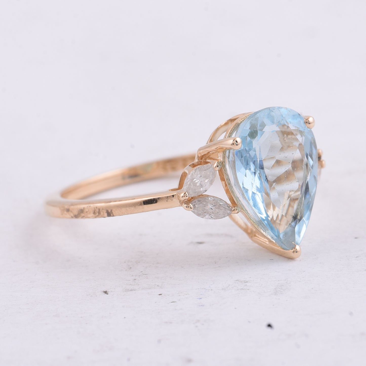2.45 Ct Pear Natural Aquamarine 14K Gold Ring