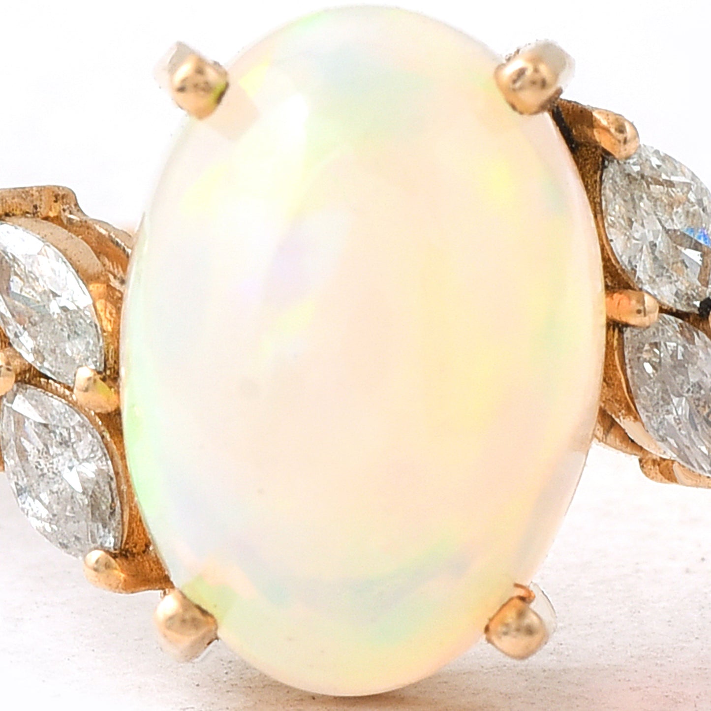 3.93 Ct Oval Opal 14K Gold Ring