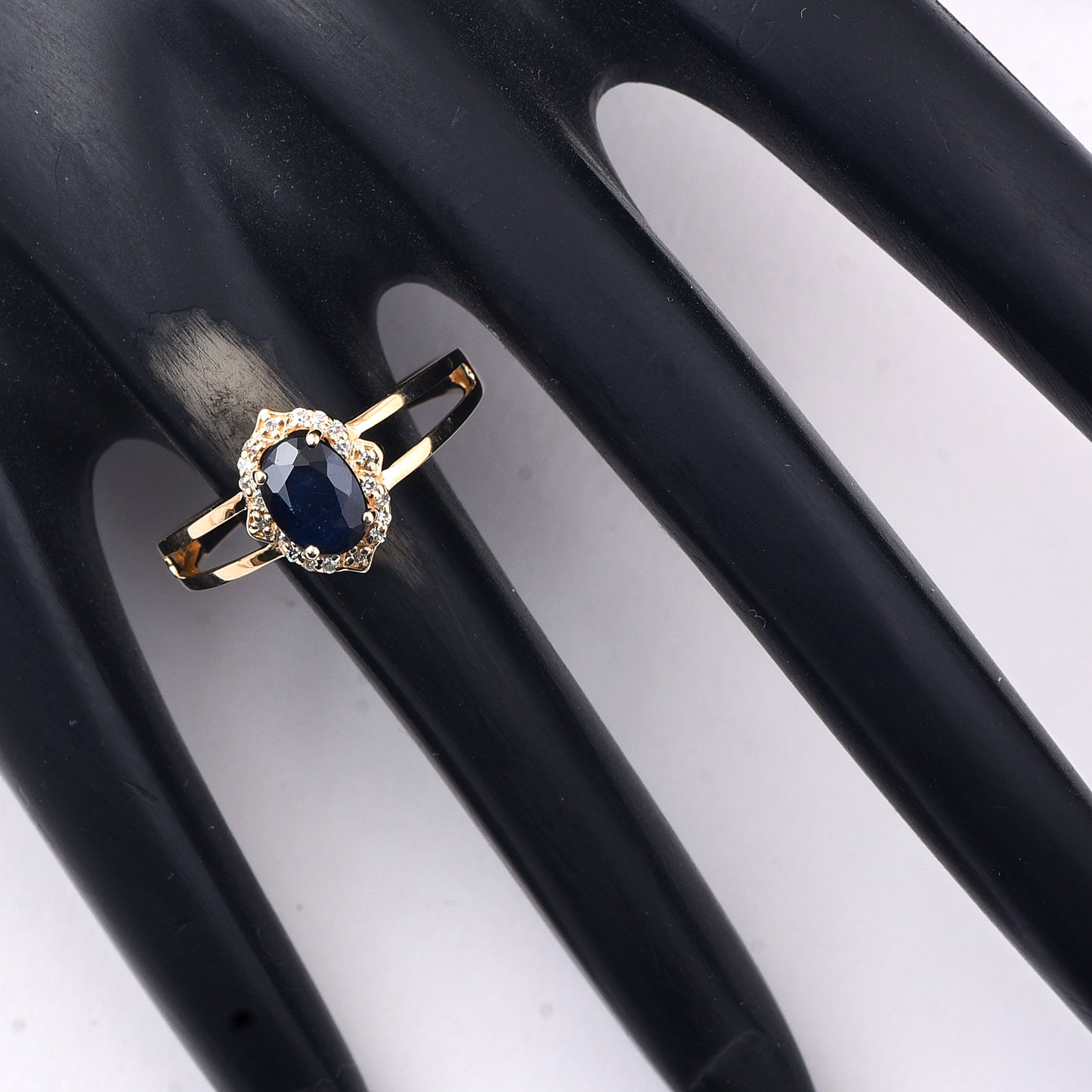 1.20 Ct Oval Mixed Cut Natural Sapphire 14K Gold Ring