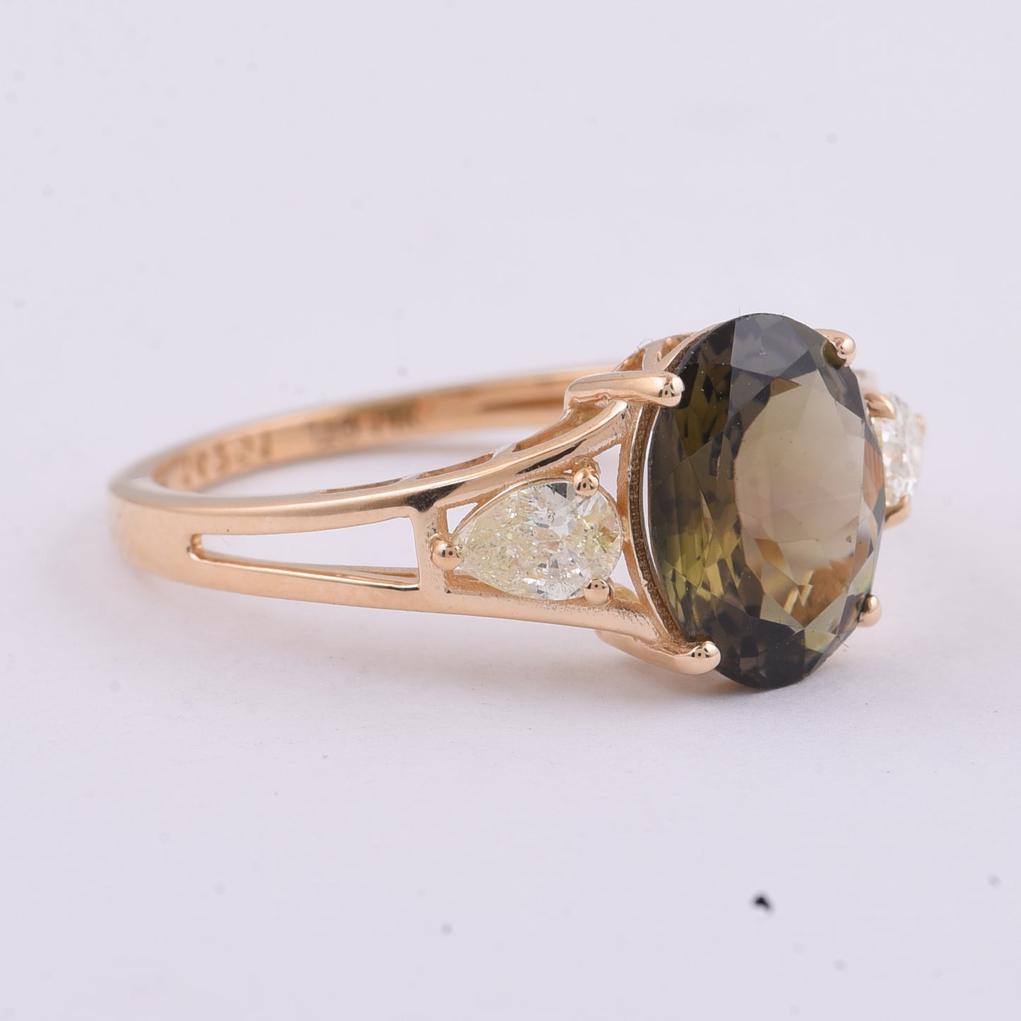 2.39 Ct Oval Natural Tourmaline 14K Gold Ring