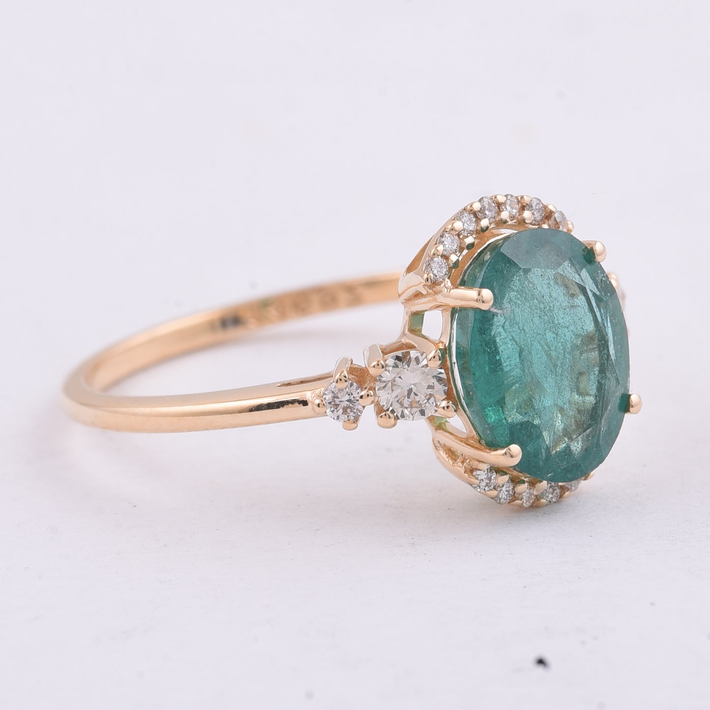 1.73 Ct Oval Natural Emerald 14K Gold Ring
