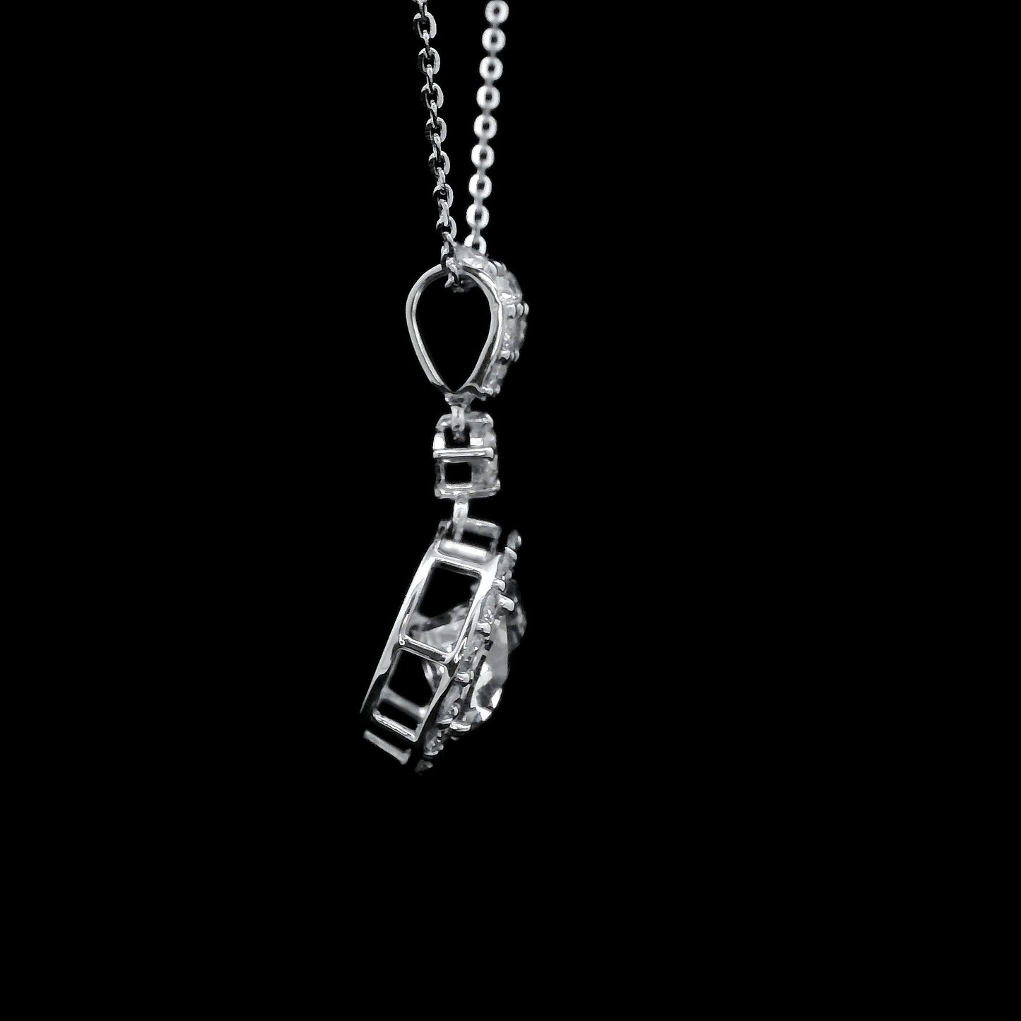 2.42 Carats Lab Grown Diamond 14K Gold Pendant