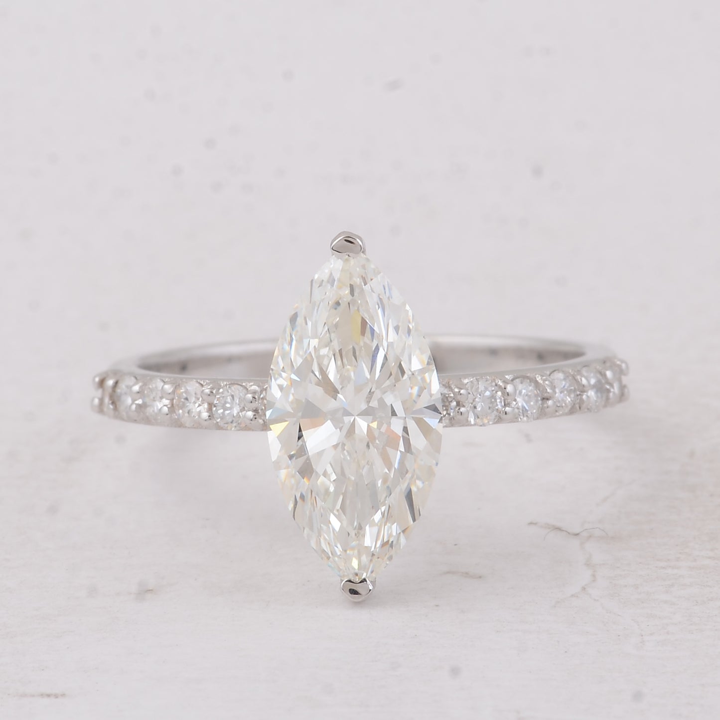 2.35 Carats Lab Grown Diamond 14K Gold Ring
