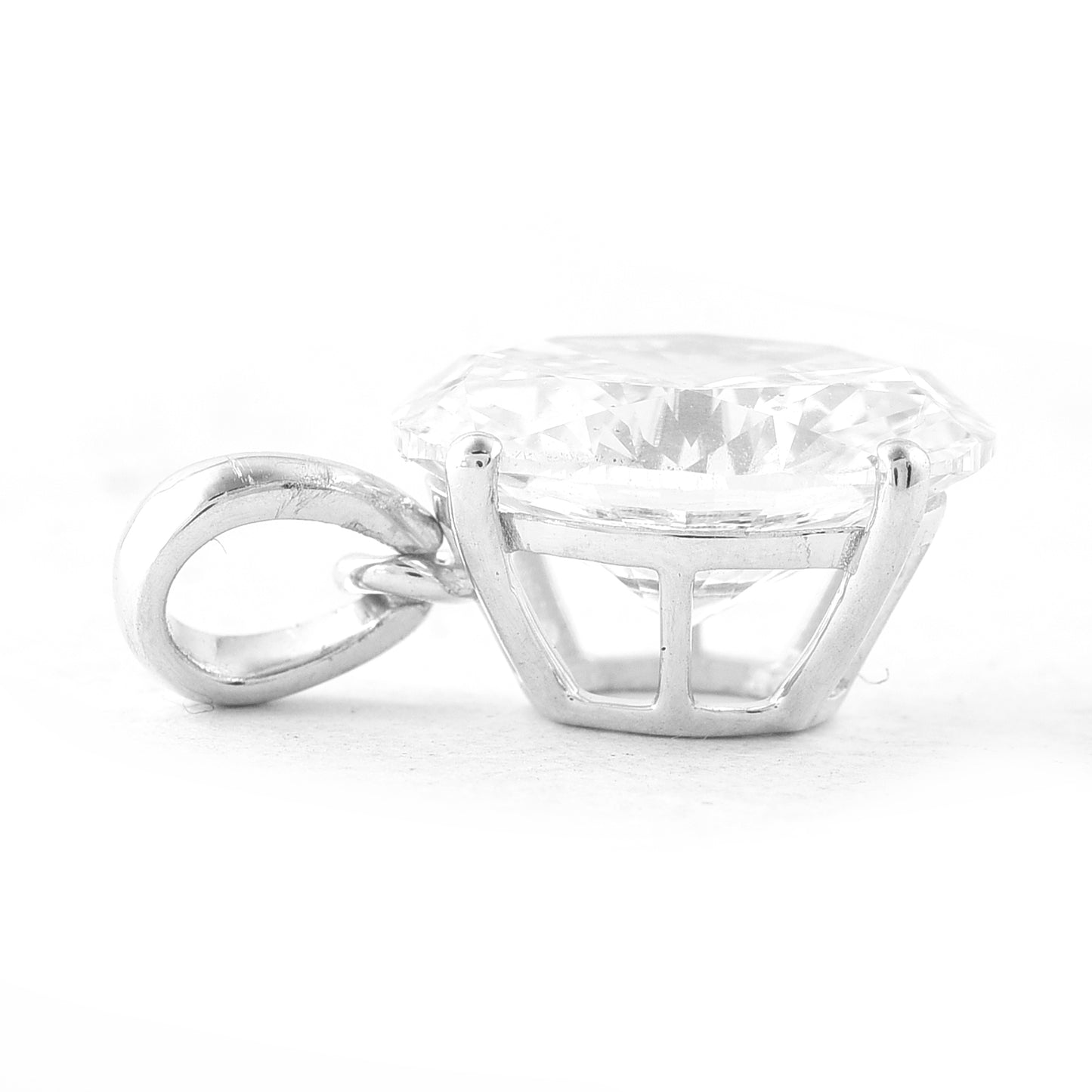 2.51 Carats Lab Grown Diamond 14K Gold Pendant