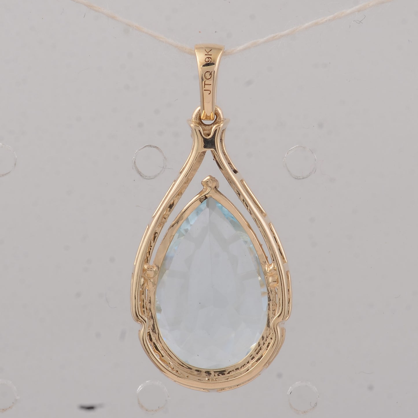 3.84 Ct Pear Aquamarine 9K Gold Pendant