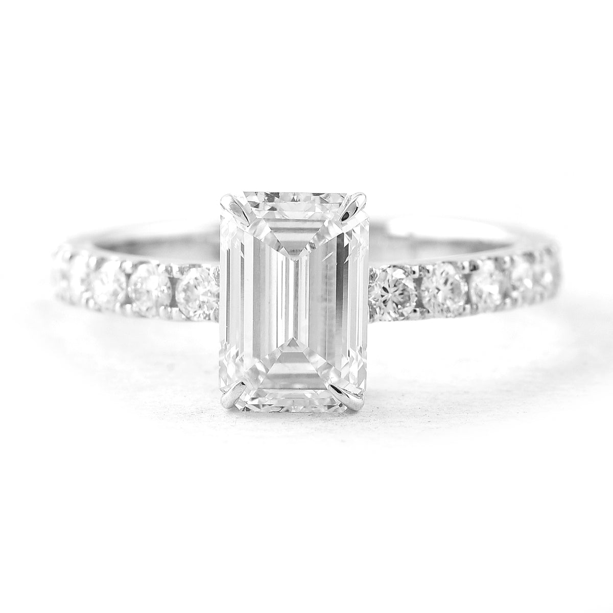 2.35 Carats Lab Grown Diamond 14K Gold Ring