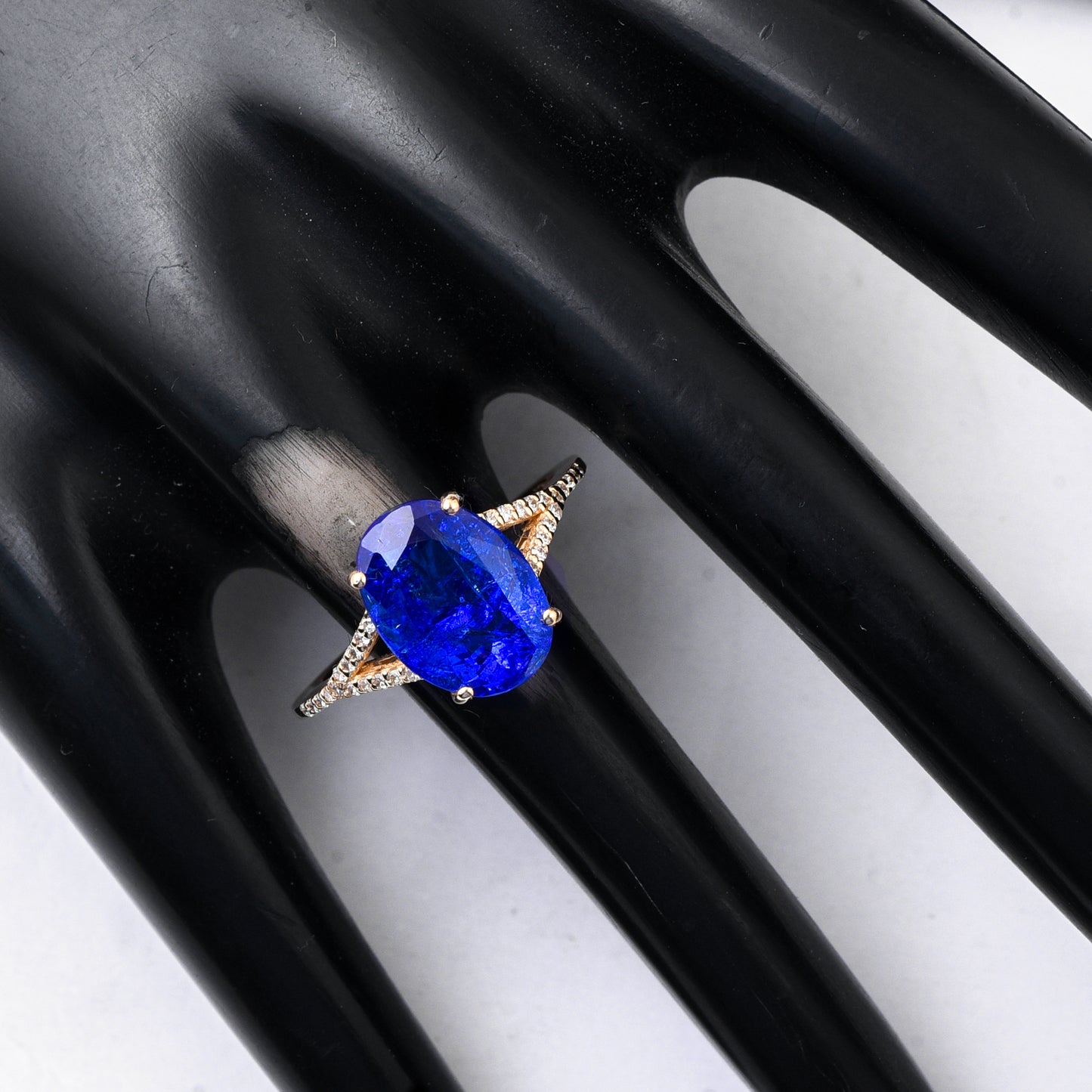 4.47 Ct Oval Mixed Cut Natural Tanzanite 14K Gold Ring