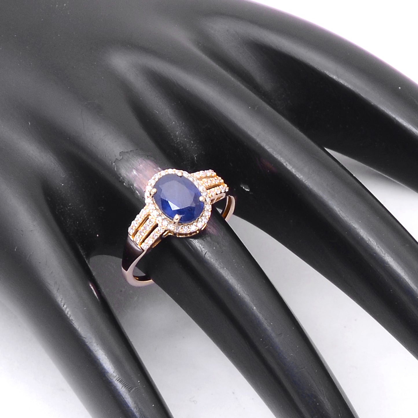1.95 Ct Oval Mixed Cut Natural Sapphire 14K Gold Ring