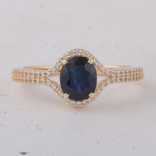 1.74 Ct Oval Sapphire 9K Gold Ring