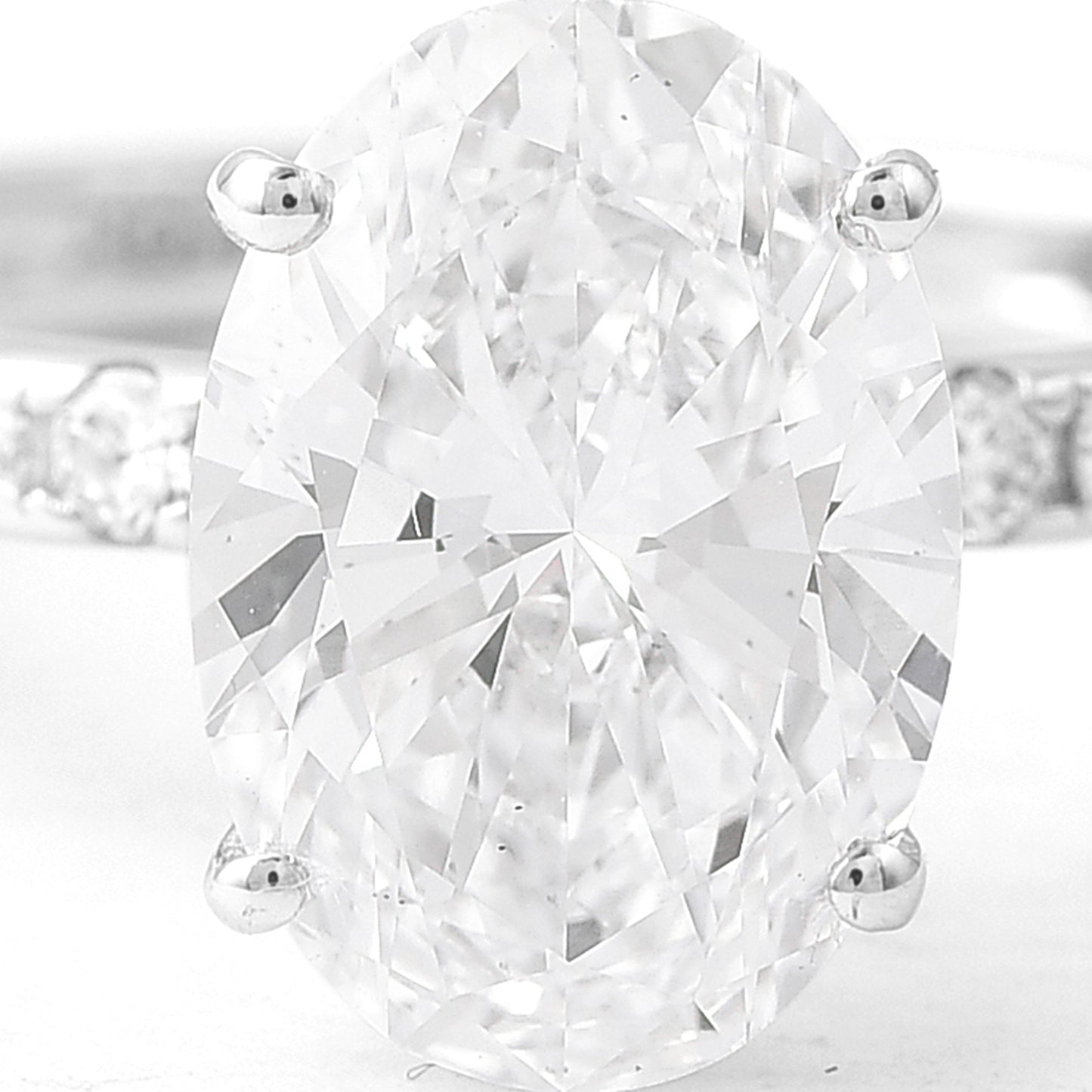 2.85 Carats Lab Grown Diamond 14K Gold Ring
