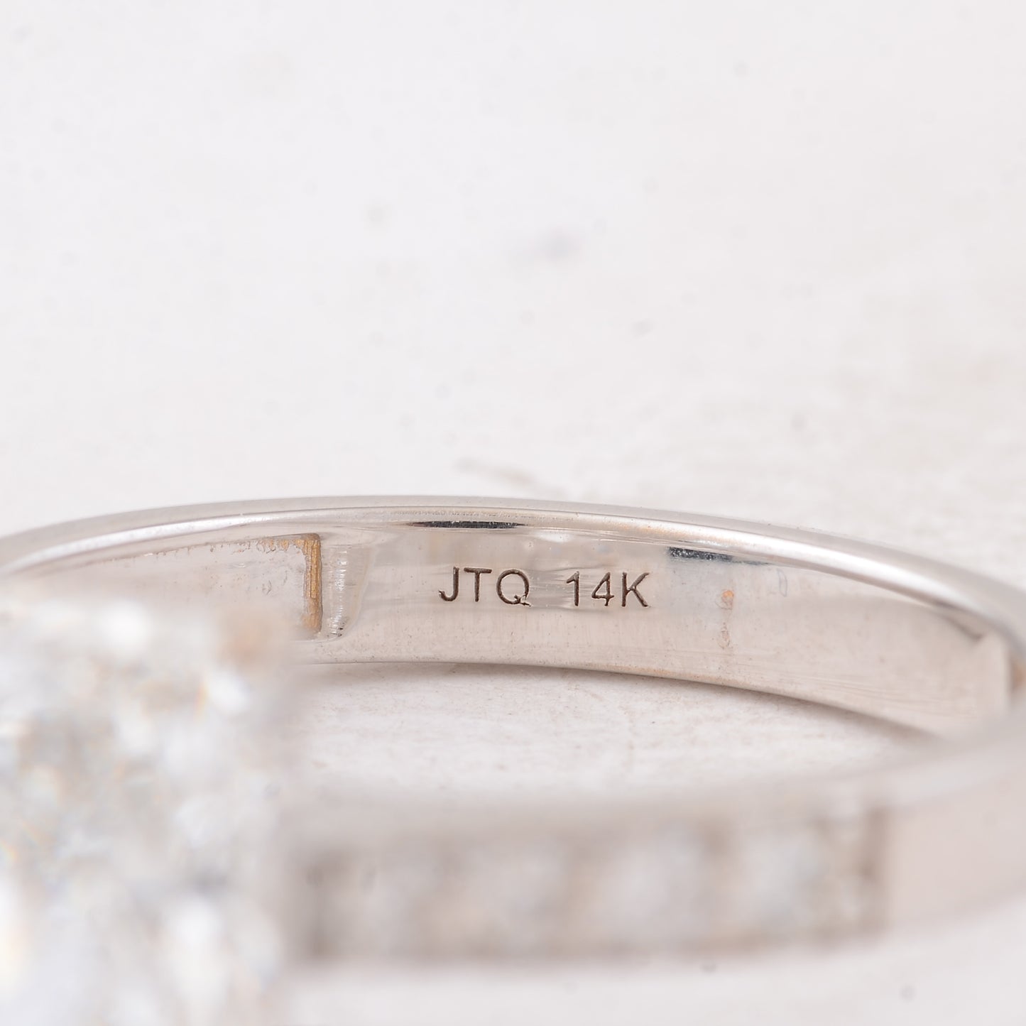 2.26 Carats Lab Grown Diamond 14K Gold Ring