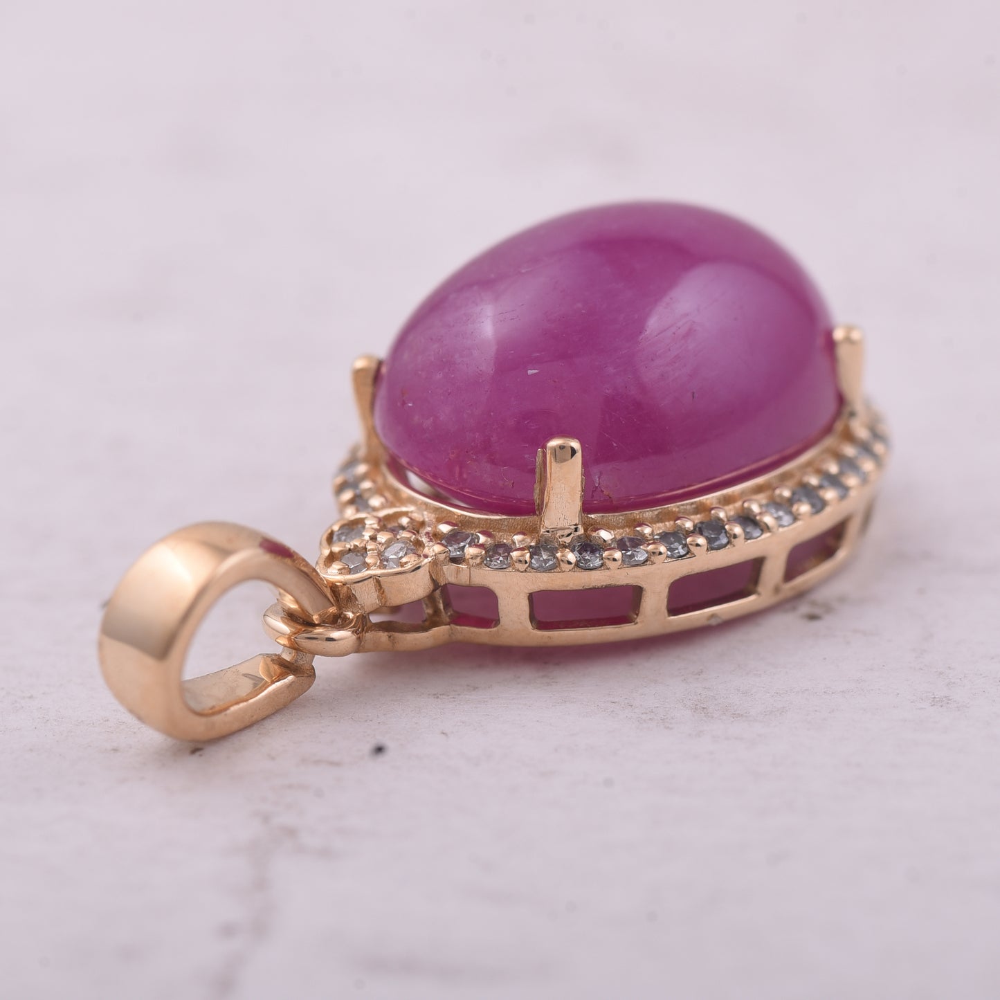 8.02 Ct Oval Cabochon Cut Natural Ruby 14K Gold Pendant