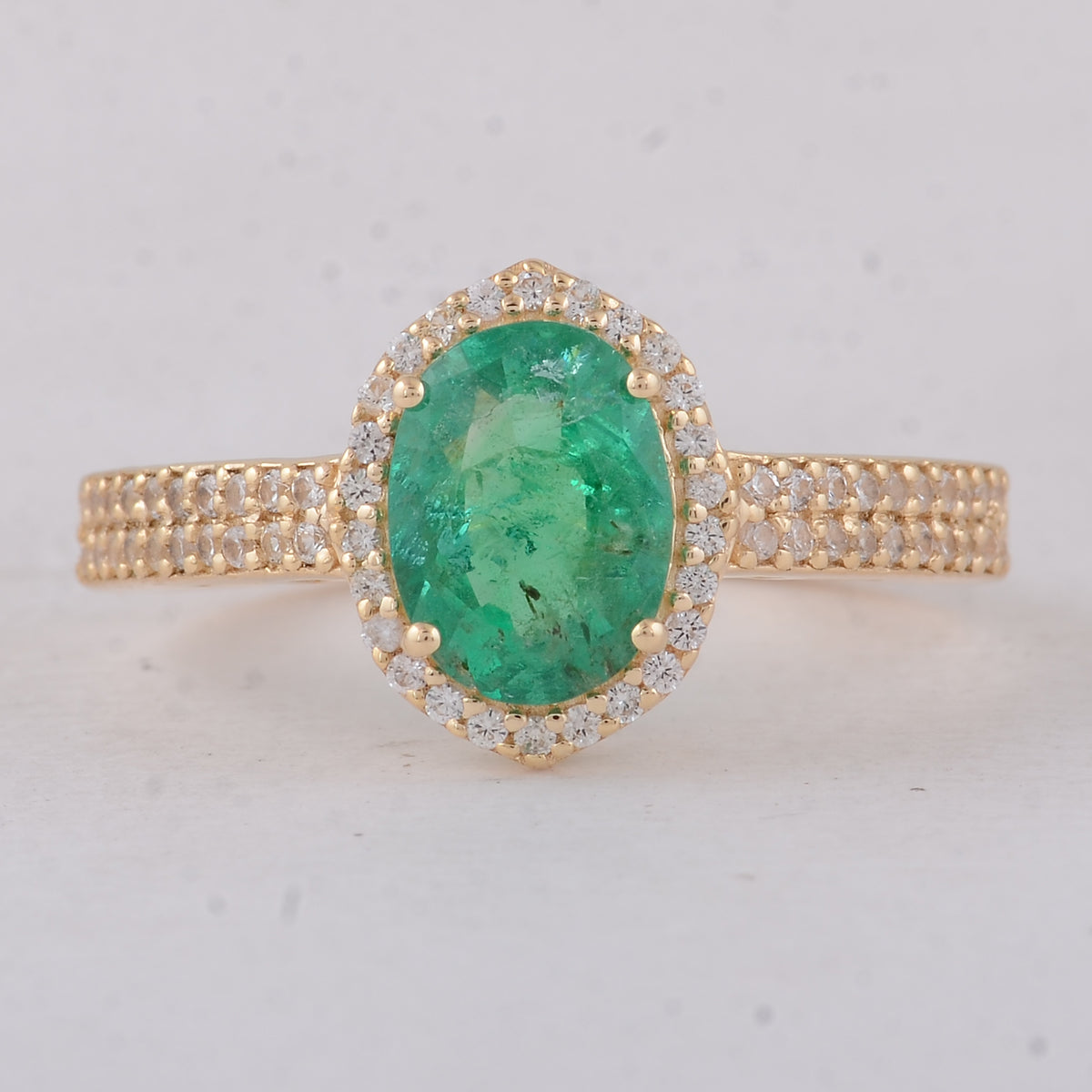 1.50 Ct Oval Emerald 9K Gold Ring