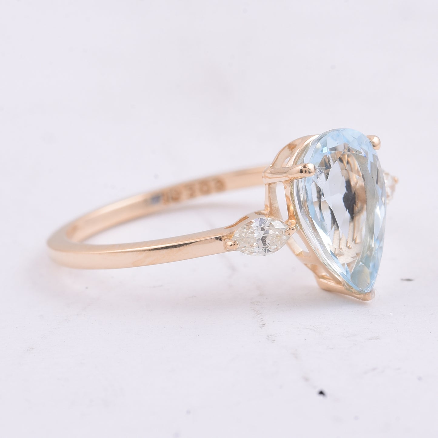 1.58 Ct Pear Natural Aquamarine 14K Gold Ring