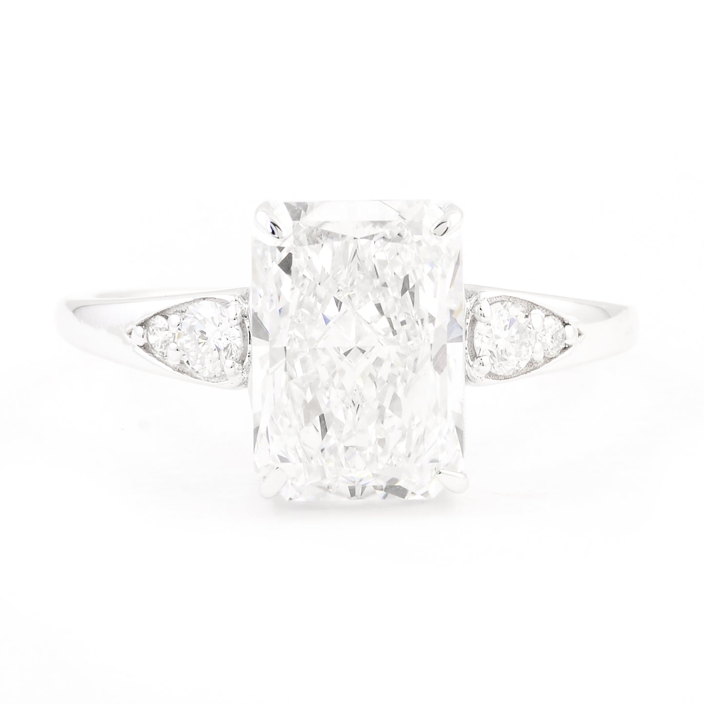 3.69 Carats Lab Grown Diamond 14K Gold Ring