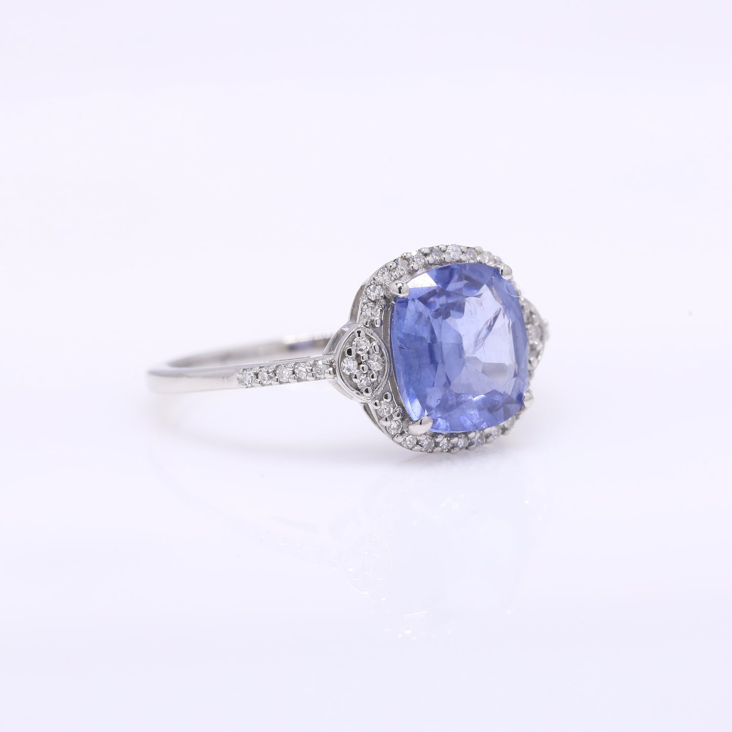 2.59 Ct Cushion Mixed Cut Natural Sapphire 950 Platinum Ring