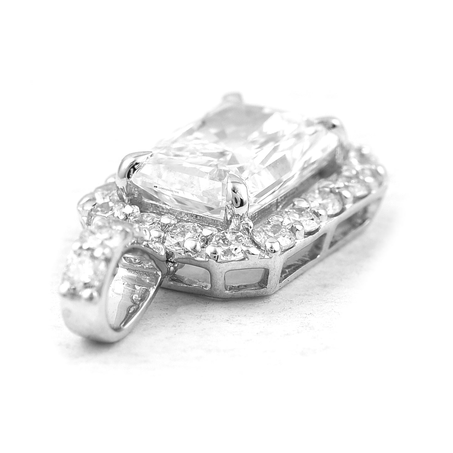 2.46 Carats Lab Grown Diamond 14K Gold Pendant