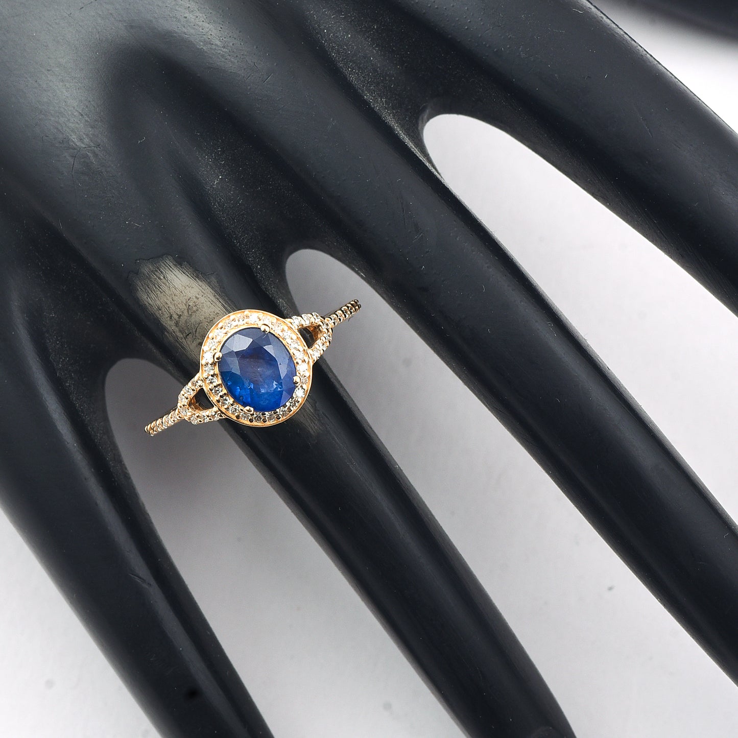 1.71 Ct Oval Mixed Cut Natural Sapphire 14K Gold Ring