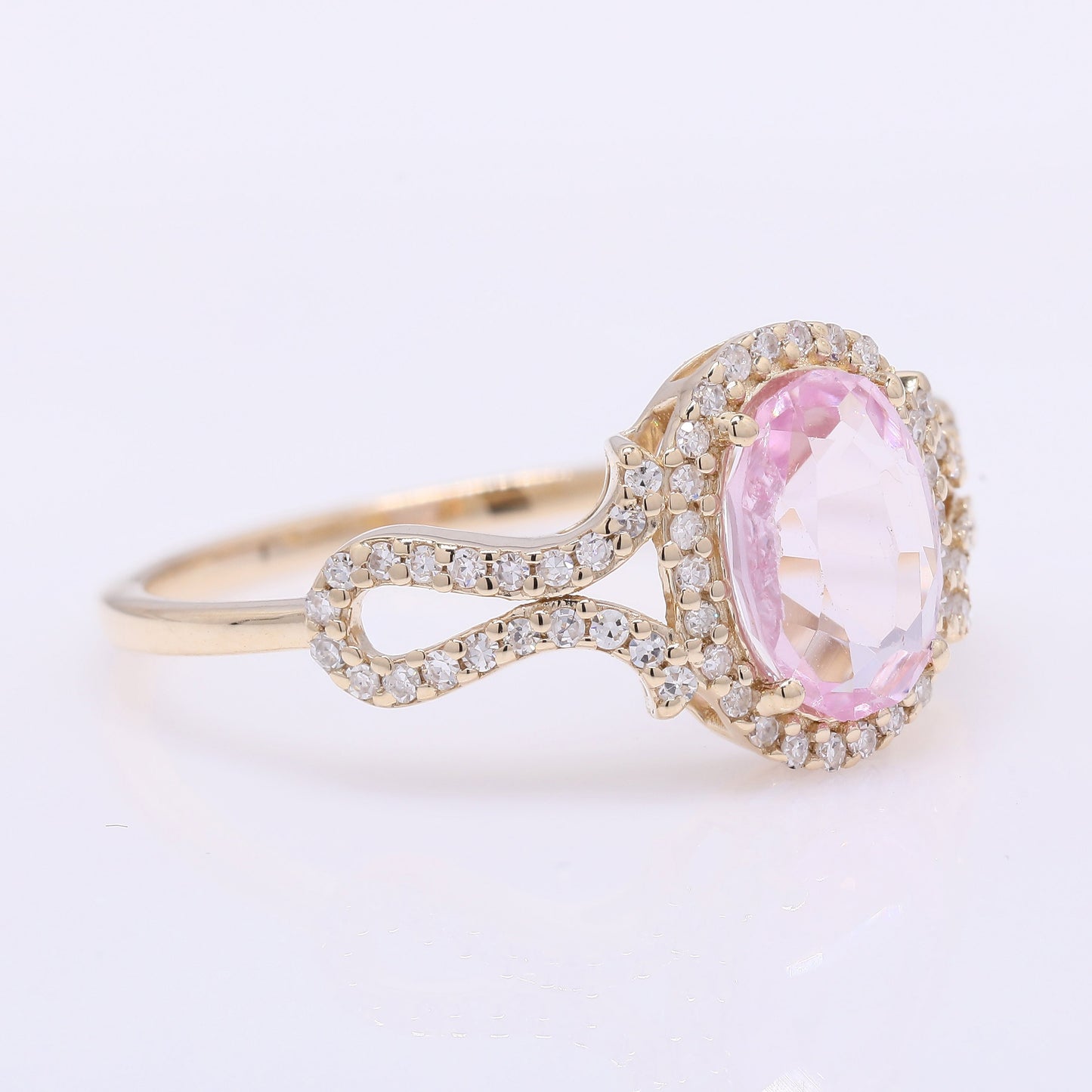 1.41 Ct Oval Mixed Cut Natural Spinel 14K Gold Ring