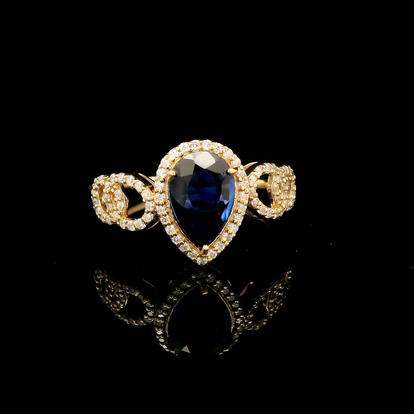 1.53 Ct Pear Mixed Cut Lab Grown Sapphire 14K Gold Ring