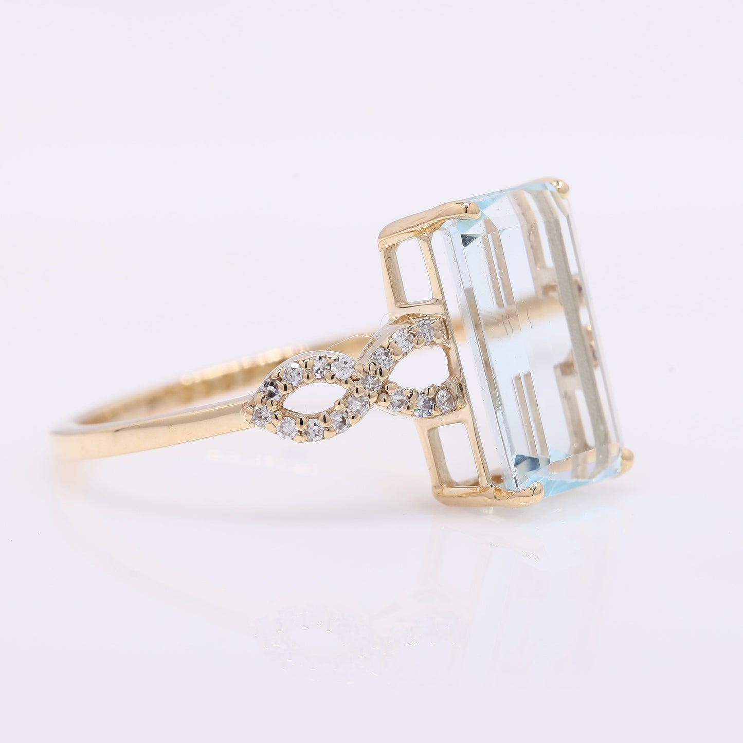 3.05 Ct Octagon Step Cut Natural Aquamarine 14K Gold Ring