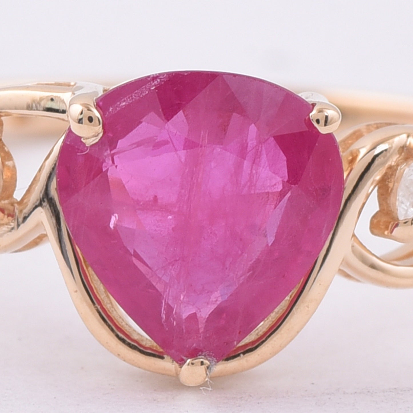 1.22 Ct Pear Natural Ruby 14K Gold Ring